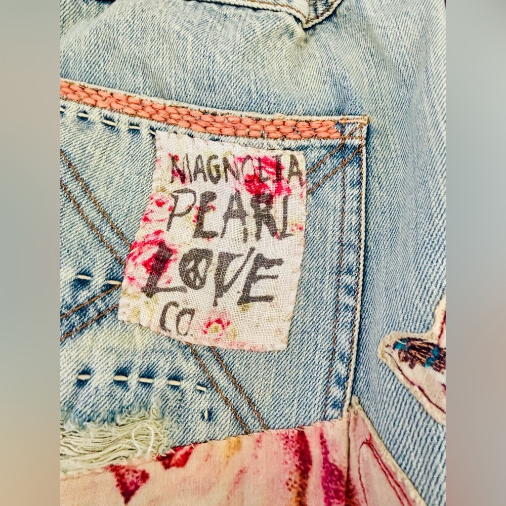 Magnolia Pearl Bird Applique Miner Denims
☀️SOLD OUT☀️ - Picture 8 of 11